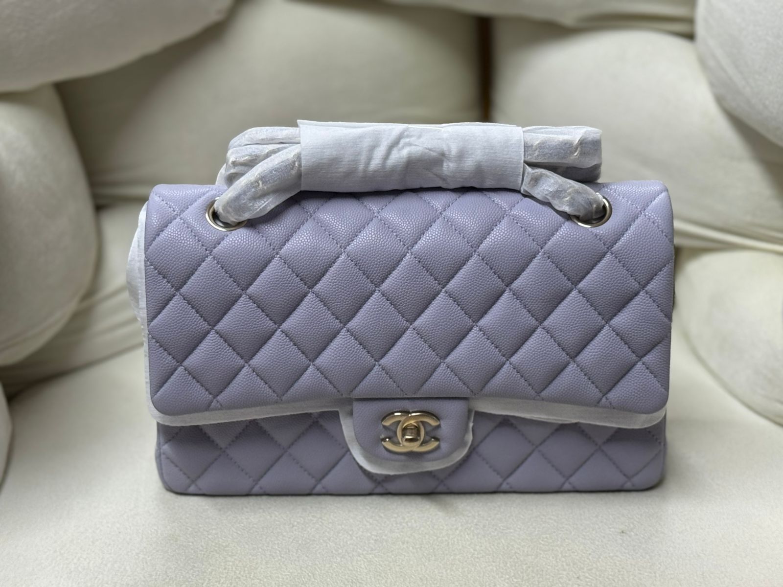 Classic Flap Bag (Medium)
