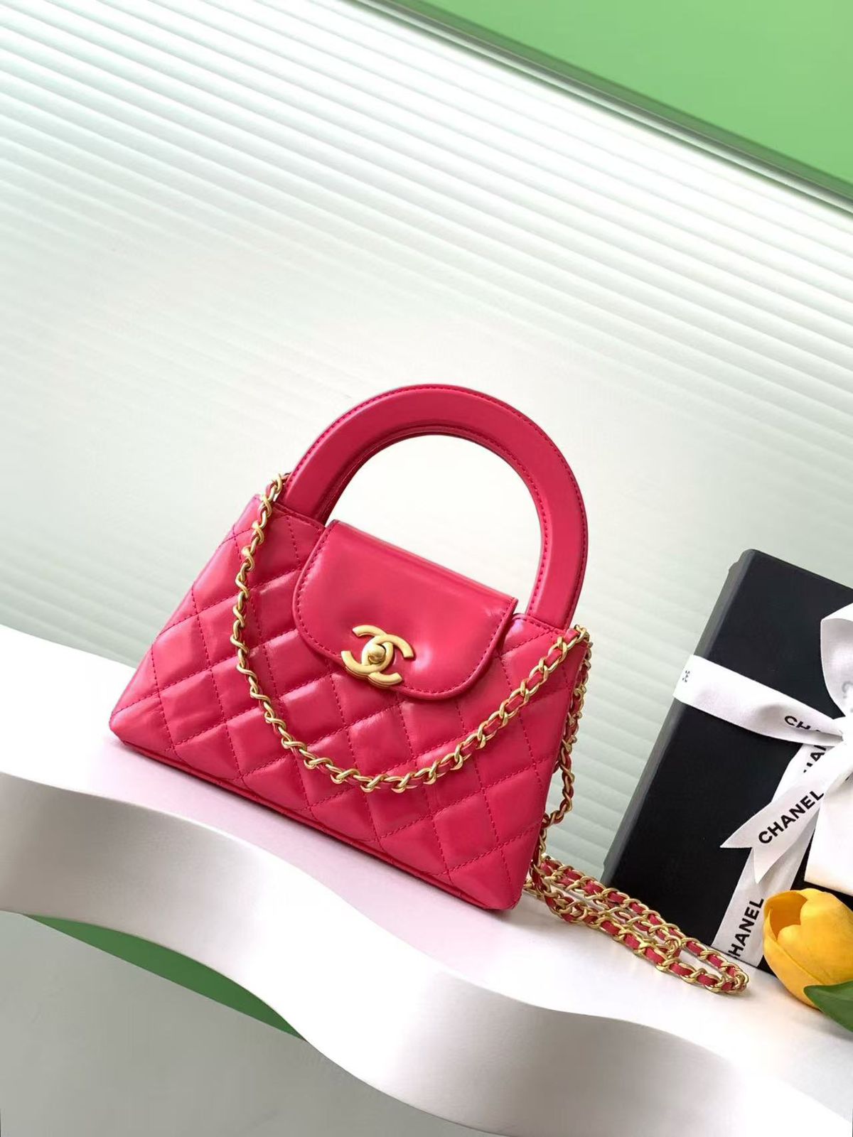Kelly Pink