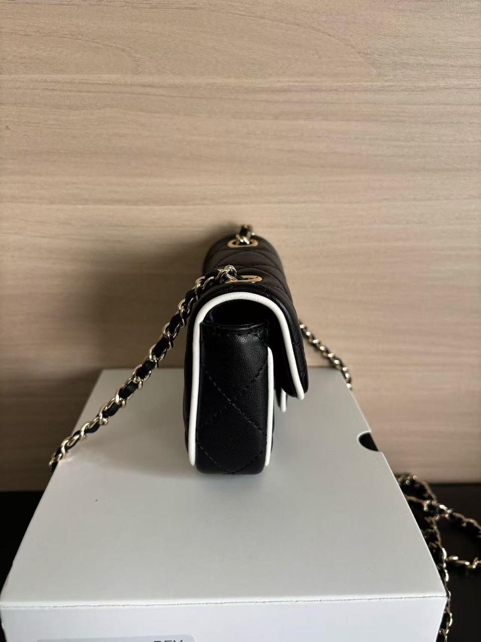 Mini flap bag