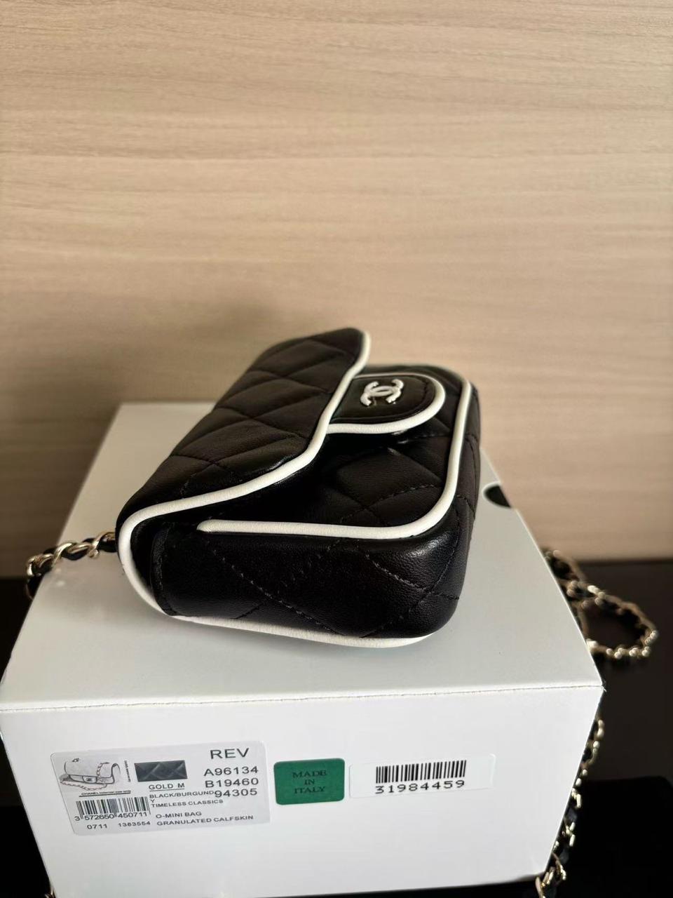 Mini flap bag