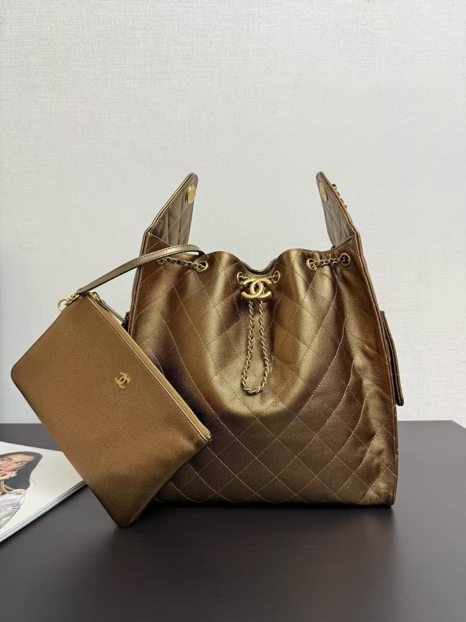 Quilted Bucket Bag – Burgundy Edition